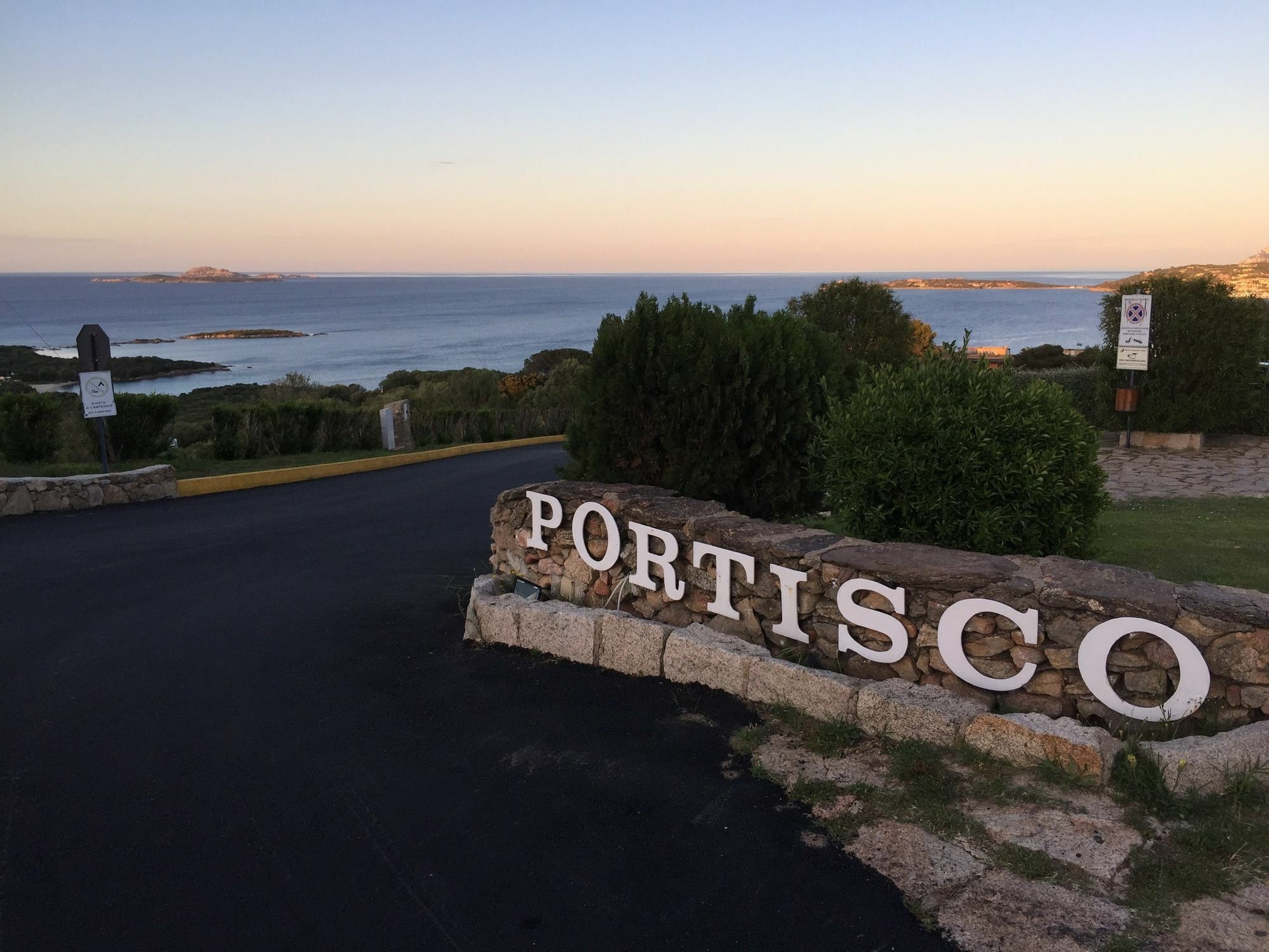 Luxury Apartment Sardegna Portisco Buitenkant foto
